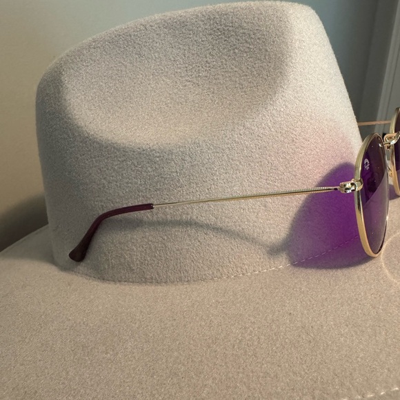 Purple Round Lens Sunglasses - Picture 2 of 4